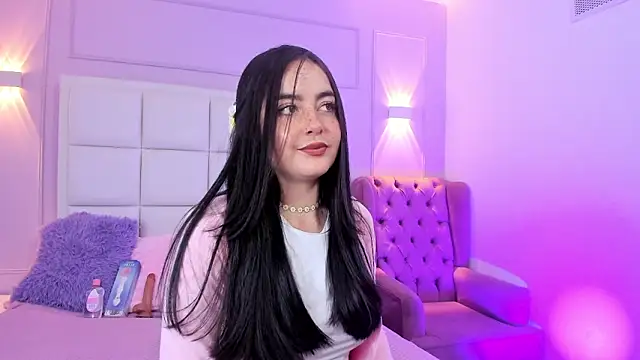 Ashleypetit online show from 05-24-26, 01:11