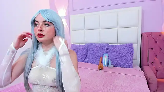 Ashleypetit online show from 11-21-25, 12:26