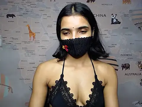 Snapshot of Sweetangle24 chatting on 09-17-25, 10:28 Sweetangle24 online show from 09-17-25, 10:28