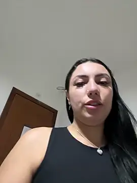 Snapshot of Andreininha chatting on 09-14-25, 10:43 Andreininha online show from 09-14-25, 10:43