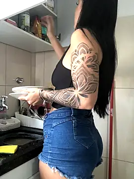 Snapshot of Andreininha chatting on 09-22-25, 03:18 Andreininha online show from 09-22-25, 03:18