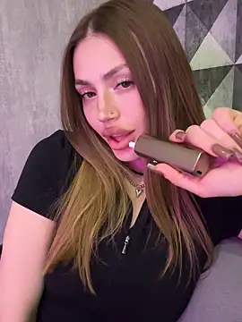 Elizabeth Tay online show from 03-30-26, 06:53