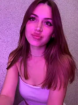 Elizabeth Tay online show from 10-14-25, 04:51