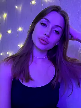 Elizabeth Tay online show from 10-15-25, 04:48