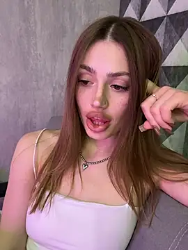 Elizabeth Tay online show from 03-15-26, 06:26