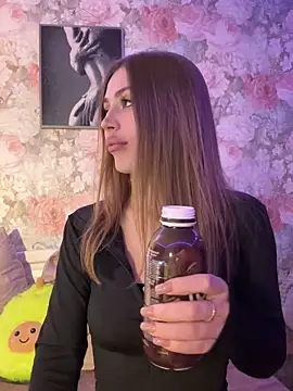 Elizabeth Tay online show from 12-04-25, 06:29