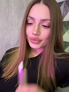 Elizabeth Tay online show from 03-17-26, 06:44