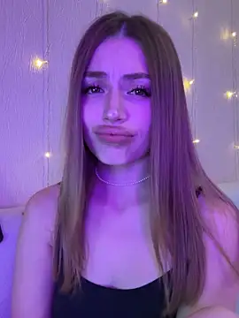 Elizabeth Tay online show from 11-20-25, 05:57