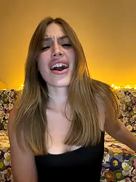 Elizabeth Tay online show from 09-28-25, 08:05