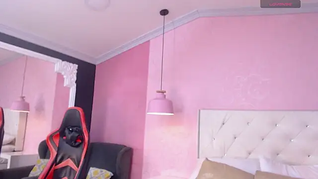 NatashaLimaa online show from 09-30-25, 03:01