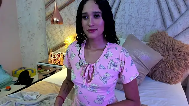 NatashaLimaa online show from 10-05-25, 02:13