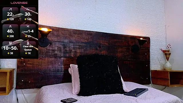 Snapshot of JhosuaVega chatting on 10-07-25, 07:04 JhosuaVega online show from 10-07-25, 07:04