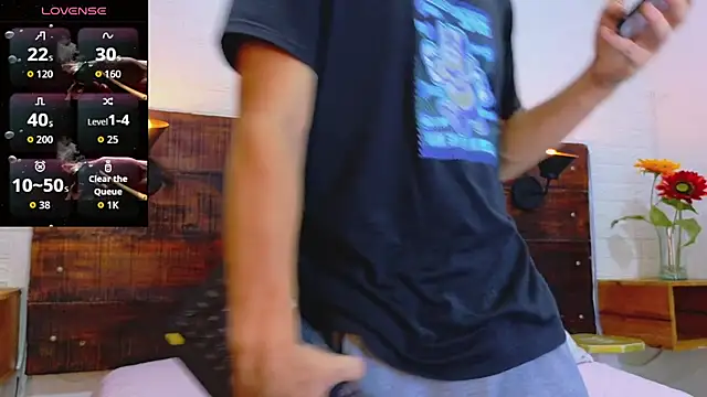 Snapshot of JhosuaVega chatting on 10-02-25, 02:04 JhosuaVega online show from 10-02-25, 02:04