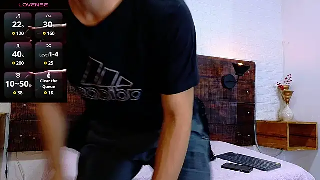 Snapshot of JhosuaVega chatting on 10-09-25, 06:52 JhosuaVega online show from 10-09-25, 06:52