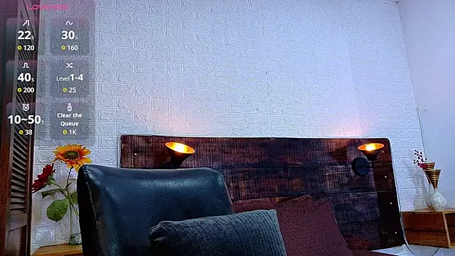 Snapshot of JhosuaVega chatting on 11-15-25, 11:20 JhosuaVega online show from 11-15-25, 11:20