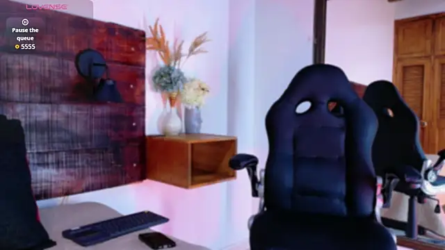 Snapshot of JhosuaVega chatting on 02-22-26, 01:41 JhosuaVega online show from 02-22-26, 01:41