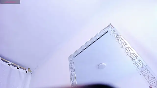 miajhonsonx online show from 04-15-26, 07:58