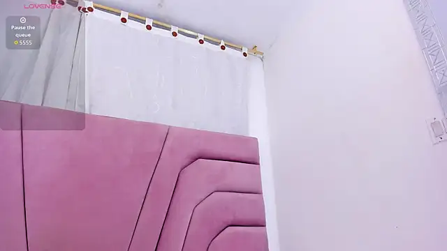 miajhonsonx online show from 02-11-26, 02:06