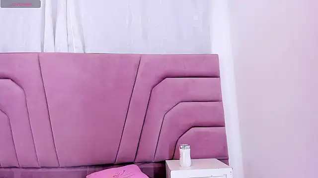 miajhonsonx online show from 02-21-26, 01:13