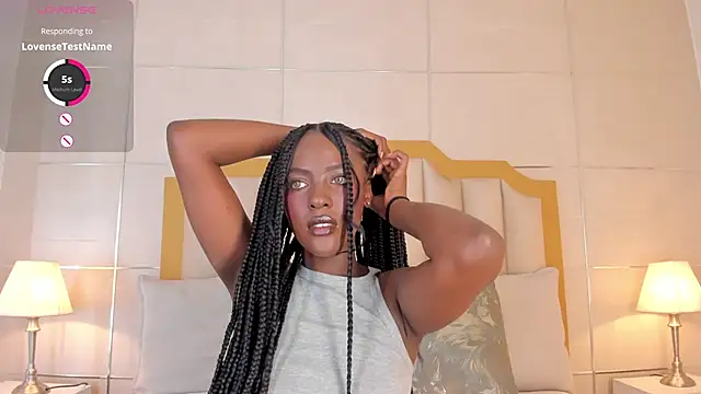 DakotaWangi online show from 11-17-25, 03:21