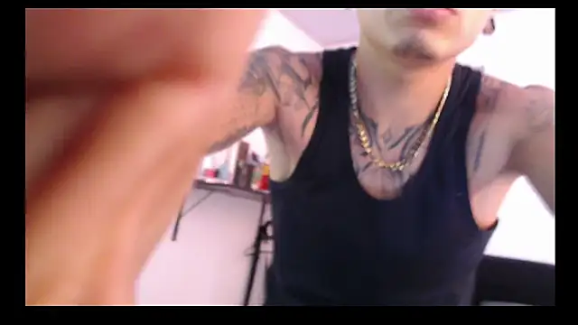 Snapshot of rickgraims chatting on 09-26-25, 02:35 rickgraims online show from 09-26-25, 02:35