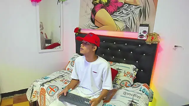 xxKamadevaxx online show from 10-06-25, 12:17