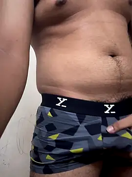 engineerboy14 online show from 10-06-25, 06:52