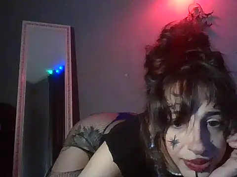 Monica uwu online show from 10-14-25, 03:01