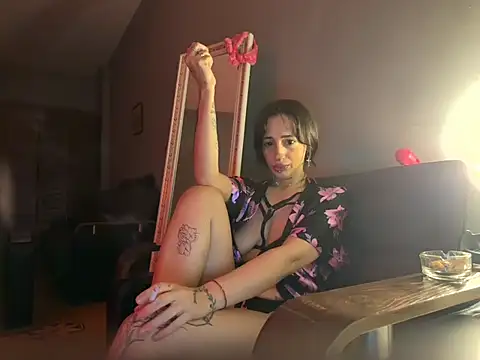 Monica uwu online show from 10-18-25, 04:09