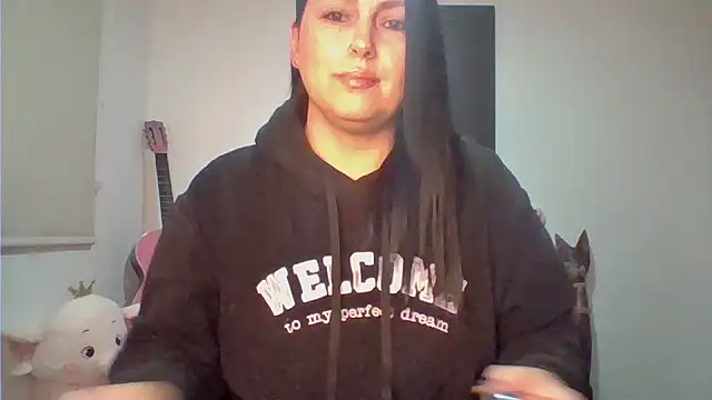 Snapshot of Venusina_07 chatting on 05-08-26, 03:32 Venusina 07 online show from 05-08-26, 03:32