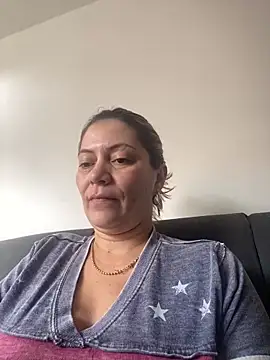 pamelaqenn 2 online show from 09-25-25, 05:41