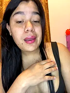 Snapshot of April_Becker chatting on 10-13-25, 03:19 April Becker online show from 10-13-25, 03:19