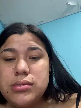 Snapshot of April_Becker chatting on 05-10-26, 04:20 April Becker online show from 05-10-26, 04:20