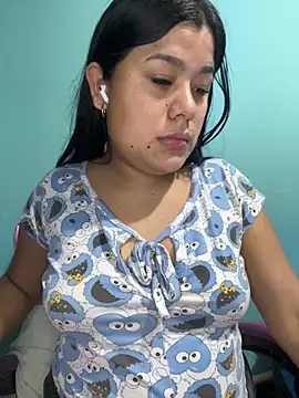 Snapshot of April_Becker chatting on 05-16-26, 04:44 April Becker online show from 05-16-26, 04:44