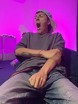 NaytonFreeman online show from 11-06-25, 11:36