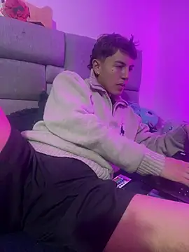 NaytonFreeman online show from 01-09-26, 11:39