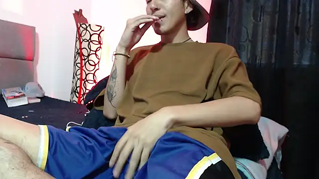 NaytonFreeman online show from 11-24-25, 11:32