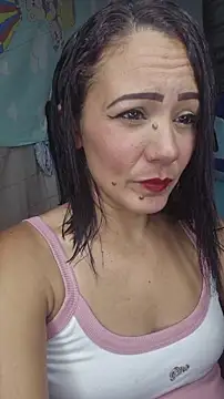 Lhia  online show from 11-28-25, 07:03