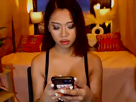 Snapshot of XGoddessOfSatisfactionxX chatting on 05-07-26, 11:41 XGoddessOfSatisfactionxX online show from 05-07-26, 11:41