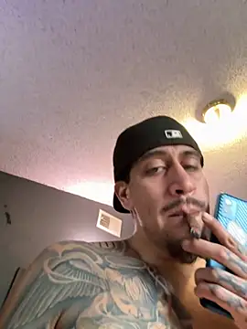 busnfatnutsLildee online show from 11-18-25, 07:17