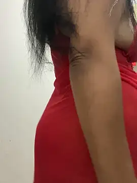 lara9Qouin online show from 09-11-25, 09:15