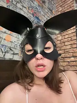 Snapshot of Sacred_Mary chatting on 10-27-25, 03:35 Sacred Mary online show from 10-27-25, 03:35