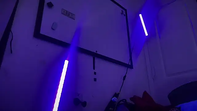 jasoncali305 online show from 02-10-26, 05:45