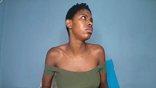 CamilaaSaenz online show from 11-15-25, 12:20