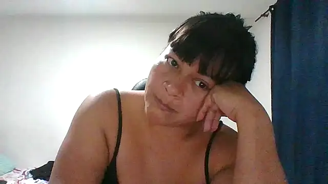 adri89-g online show from 01-15-26, 02:59