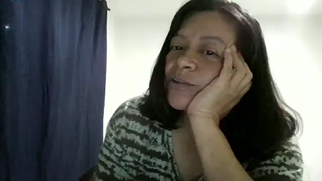 Snapshot of adri89-g chatting on 06-01-26, 12:55 adri89-g online show from 06-01-26, 12:55
