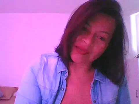 adri89-g online show from 10-26-25, 03:12