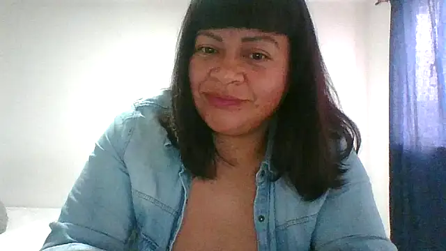 adri89-g online show from 02-12-26, 01:44