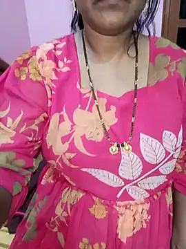 Snapshot of KannadaTamilTeluguBeauty chatting on 05-24-26, 08:09 KannadaTamilTeluguBeauty online show from 05-24-26, 08:09
