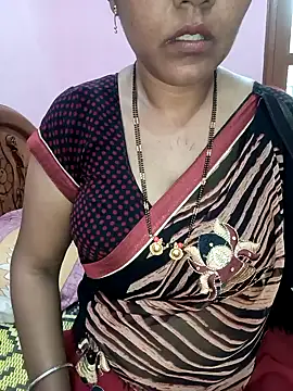 Snapshot of KannadaTamilTeluguBeauty chatting on 04-29-26, 10:19 KannadaTamilTeluguBeauty online show from 04-29-26, 10:19